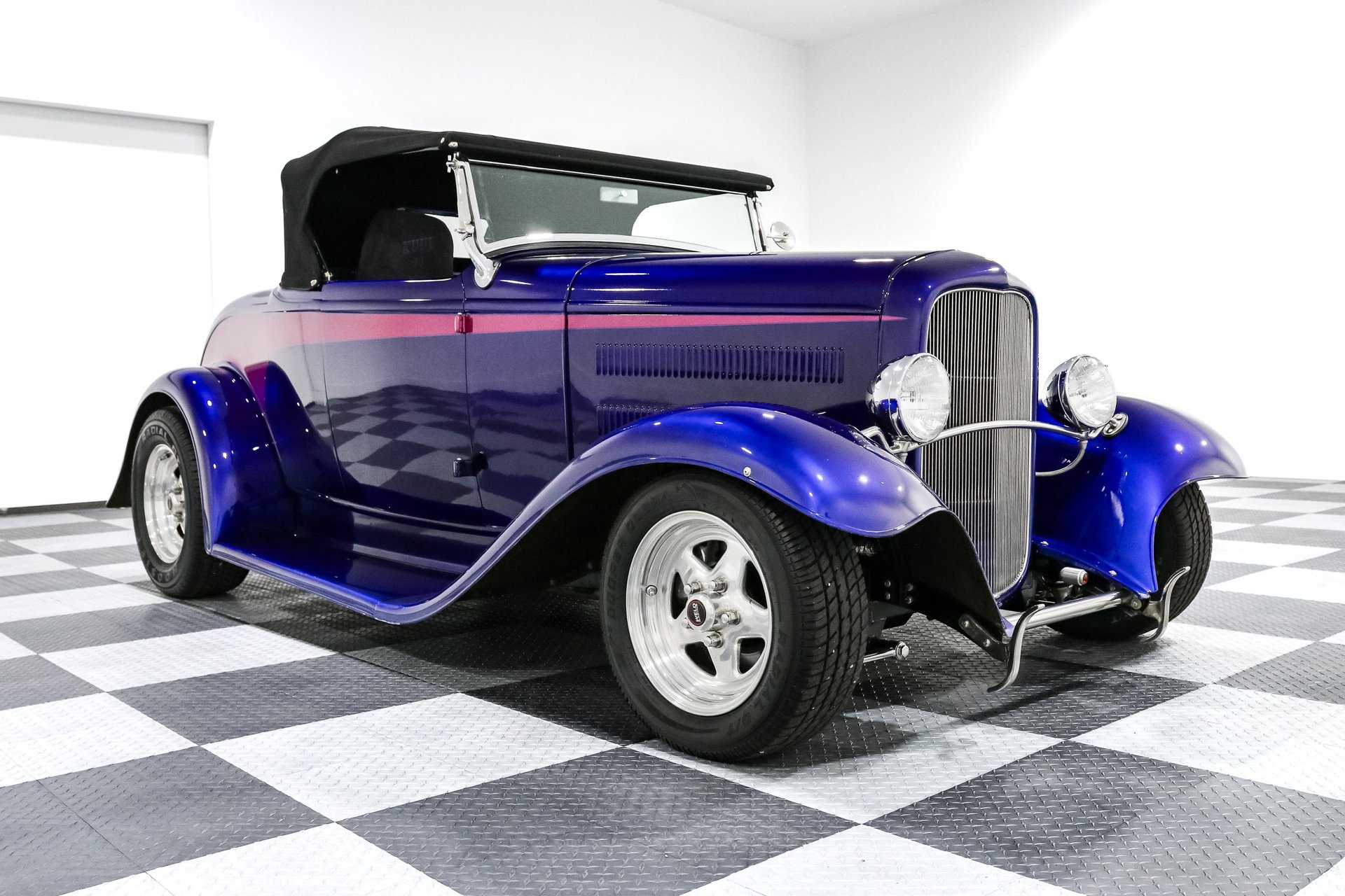 1932-ford-roadster-m1ucdjyo