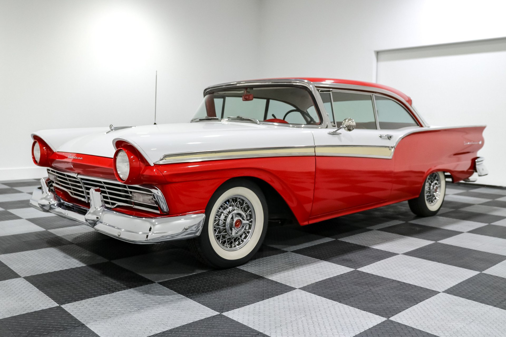 1957-ford-galaxie-fairlane-500-lu0r2sje
